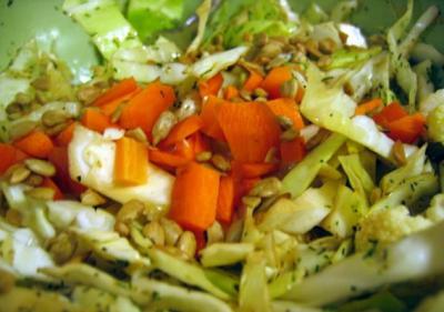 Легкий салат из капусты